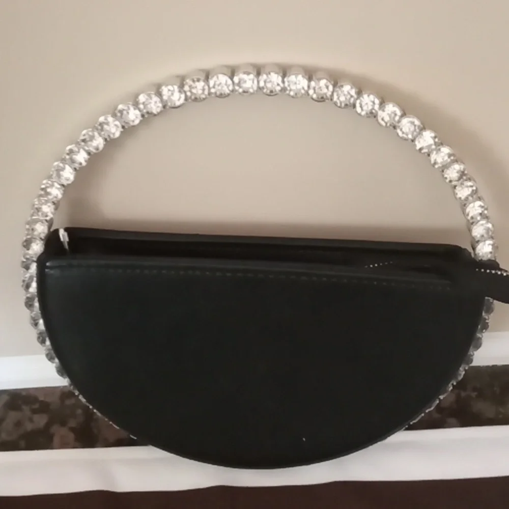 Purse - Picture 3 of 4